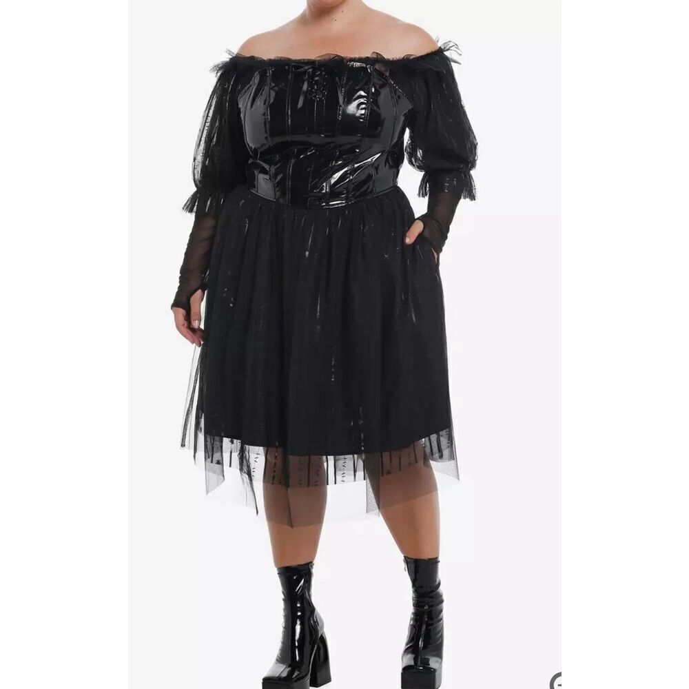 Hot Topic Beetlejuice Beetlejuice Delores Lace-Up Dress Plus Size 2 Nwt - Picture 8 of 8